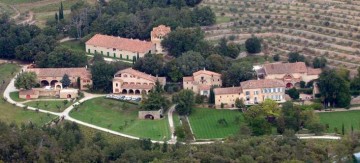 Πωλείται το μυθικό Chateau Miraval των 60 εκ δολαρίων των Τζολί -Πιτ