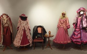 Ξεκινάει σήμερα η έκθεση φωτογραφίας και καρναβαλικών κουστουμιών στο Αργοστόλι