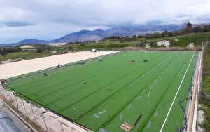 Βοηθητικό γήπεδο Ληξουρίου: Ξεκίνησε η τοποθέτηση του χλοοτάπητα και του συστήματος ποτίσματος