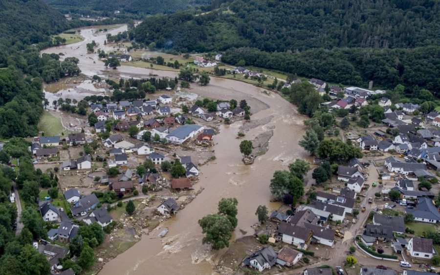 Γερμανία: 93 οι νεκροί από τις φονικές πλημμύρες – Και νέα μεγάλη κατολίσθηση στην Κολωνία