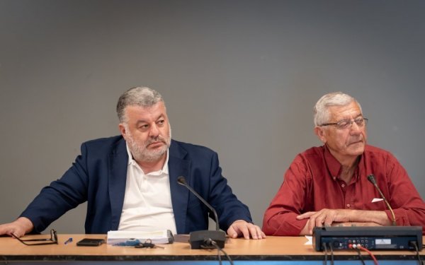 LIVE: Η Συνεδρίαση του Δημοτικού Συμβουλίου Αργοστολίου