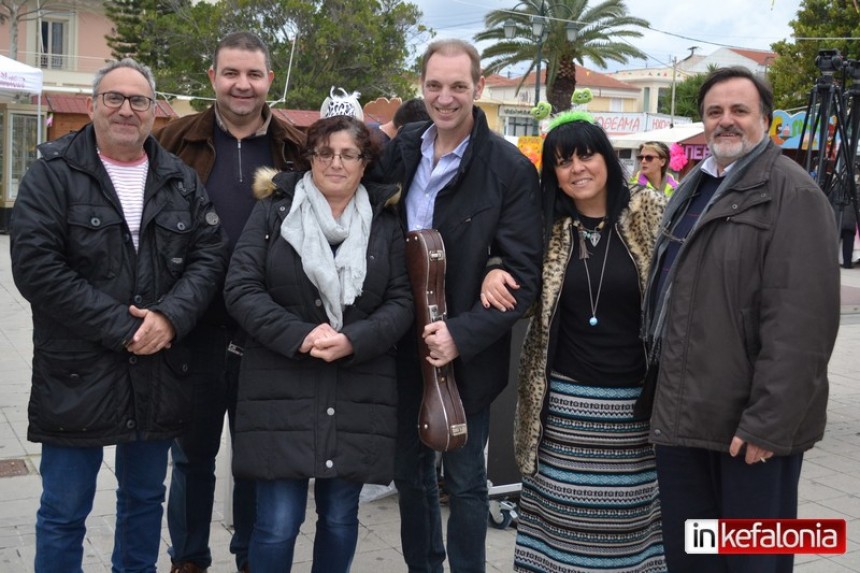 Η βροχή στάθηκε εμπόδιο στην έναρξη του Ληξουριώτικου καρναβαλιού (εικόνες)