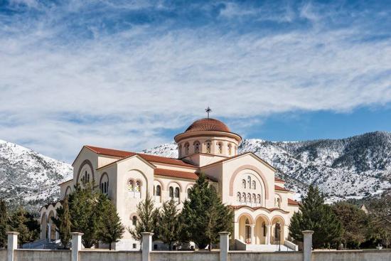 Ο Αγιος σε ... λευκό φόντο!