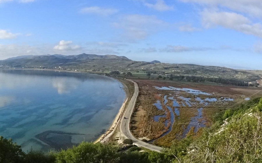 Καθαρισμός παραλίας Υγροβιότοπου Λιβαδιού Παλικής