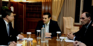 Τελεσίγραφο από τους δανειστές για ΦΠΑ 23%