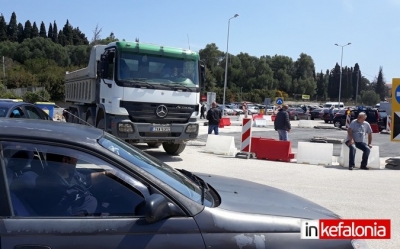 Θέλει... δουλειά πολλή! Οχι και οι ιδανικότερες καταστάσεις στον περιβάλλοντα χώρο του αεροδρομίου στην πρώτη «σοβαρή» άφιξη! (εικόνες)