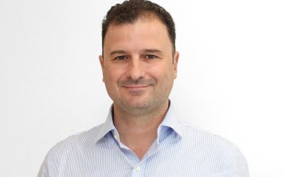 Νέα απάντηση Καλογηράτου σε Σπαθή: «Επιχειρούμε μαζί – Διεκδικούμε λογοδοσία για όλους»