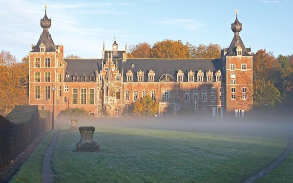 Διονύσης Μαρκάτος: ''Ιδιωτικά Πανεπιστήμια - Μύθοι και Πραγματικότητα''