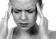 Πονοκέφαλος: Πότε κρύβει ανεύρυσμα, μηνιγγίτιδα ή αιμάτωμα