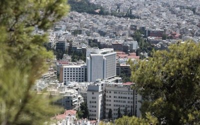 Νέο πρόγραμμα «Ανακαινίζω» δίνει μέχρι 10.000 ευρώ για οκτώ «βαριές» εργασίες