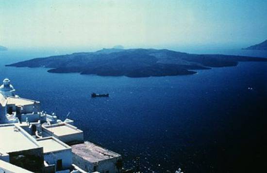 Μεγάλο "φούσκωμα" του μάγματος κάτω από το ηφαίστειο της Σαντορίνης