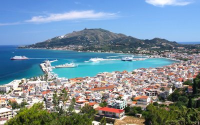 Κορονοϊός: «Μίνι» lockdown σε Ζάκυνθο και Χανιά