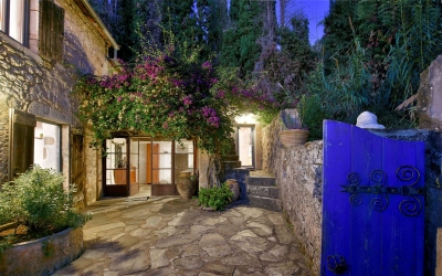 Το ονειρεμένο πετρόχτιστο σπίτι του Νίκου Καζαντζάκη στη Μάνη - Εδώ έγραψε τον «Αλέξη Ζορμπά»