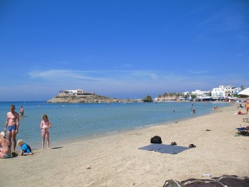 Guardian: Ελληνική η καλύτερη παραλία της Ευρώπης για οικογένειες