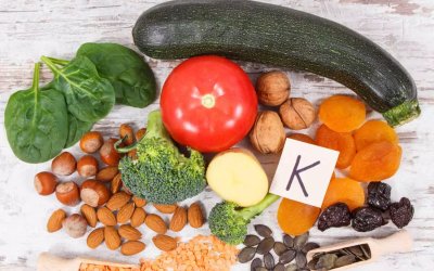 Βιταμίνη Κ: Αυτά είναι τα μεγαλύτερα οφέλη στην υγεία – Σε ποιες τροφές υπάρχει