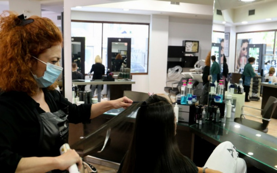 «Βροχή» αιτήσεων για την επιστρεπτέα προκαταβολή -Ολοι οι νέοι δικαιούχοι, ανάμεσά τους ταξί και περίπτερα