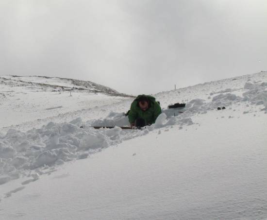 «Χάθηκε» σε 3 μέτρα χιόνι μετεωρολογικός σταθμός στο Παναχαϊκό