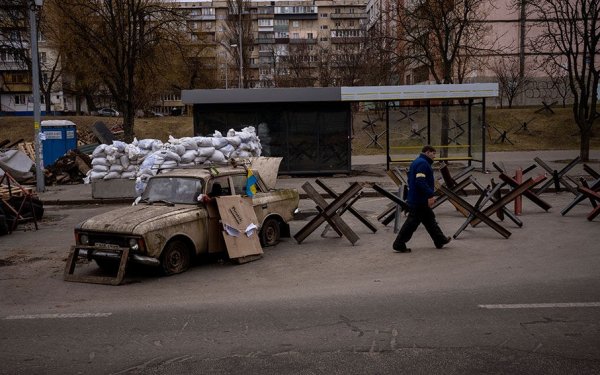 Πόλεμος στην Ουκρανία: «Διαρροή αμμωνίας» σε χημικό εργοστάσιο στο Σούμι