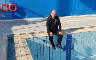 Ξεκίνησε το γέμισμα της πισίνας του δημοτικού κολυμβητηρίου Αργοστολίου (εικόνες)