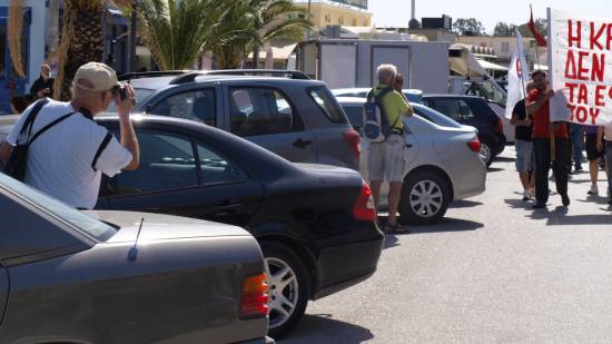 «Αξιοθέατο» οι διαδηλωτές! 