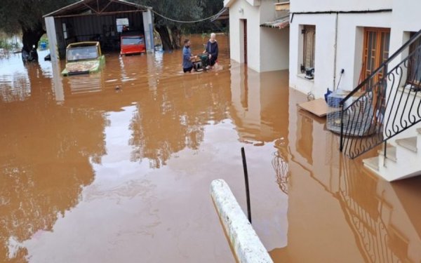 ΛΑΙΚΗ ΣΥΣΠΕΙΡΩΣΗ : Μόνο 1 από τα 5,7 εκατομμύρια θα πάρει η Κεφαλονιά για την αποκατάσταση των ζημιών από την πλημμύρα του Φεβρουαρίου