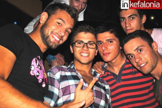 «Πυρετός» το Σαββατόβραδο στο Bass!