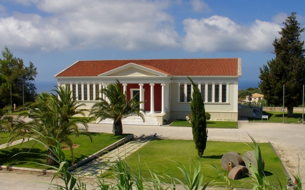 Κοπή πρωτοχρονιάτικης πίτας του συλλόγου «Φίλοι Ναυτικού Μουσείου Ιονίου»