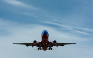 Καλά νέα για τις δωρεάν χειραποσκευές, η απόφαση του ΕΚ που εξόργισε τις αεροπορικές