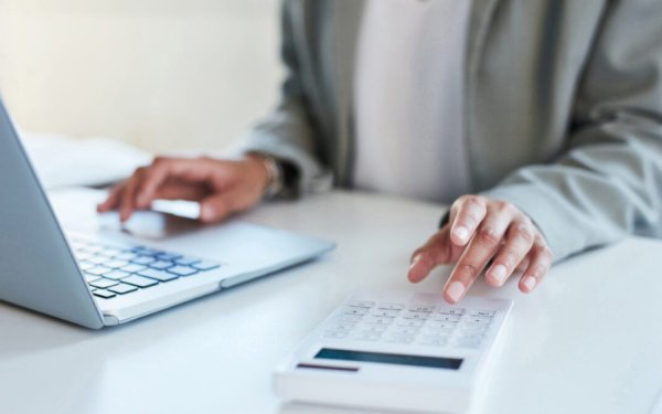 Φορολογικές δηλώσεις 2026: Παράταση μιας εβδομάδας εξετάζει το ΥΠΟΙΚ