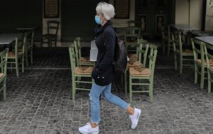 Κορονοϊός - Βασιλακόπουλος: &quot;Ανοίξτε λιανεμπόριο και εστίαση σε ανοιχτούς χώρους...&quot;