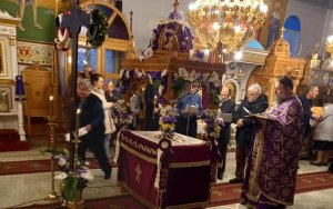 Η ακολουθία και η περιφορά του Επιταφίου στα Καρδακάτα (εικόνες)