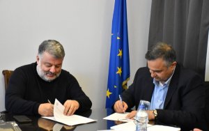 Θεόφιλος στο ΝΗΣΙ 93,9 για το ξεκίνημα του μεγάλου έργου του Μουσείου Γεράσιμου Σκλάβου: "Σπουδαία στιγμή για την πόλη, το νησί μας και την χώρα μας"