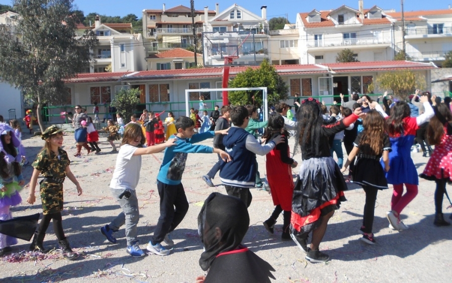 Γιόρτασαν την Τσικνοπέμπτη στο 4ο Δημοτικό Αργοστολίου