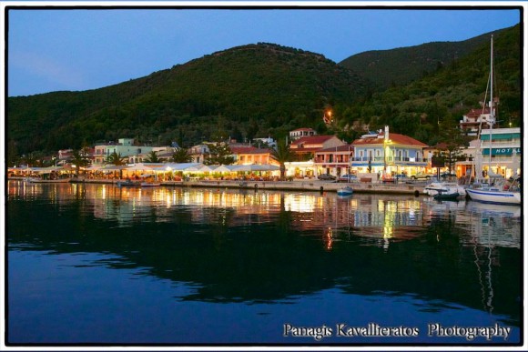 Σούρουπο στον παραλιακό της Σάμης