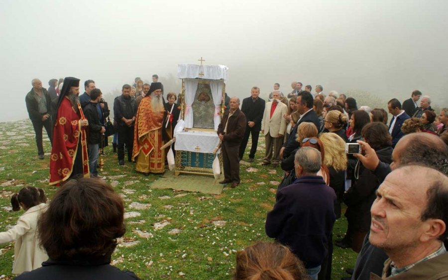 Η θρησκευτική εορτή της Ζωοδόχου Πηγής - O μακαριστός μητροπολίτης, Γεράσιμος Φωκάς στα Αργίνια