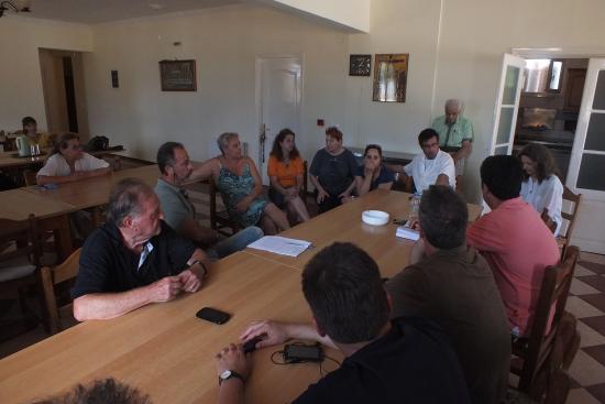 Επίσκεψη εκπροσώπων του ΚΚΕ στο Γηροκομείο