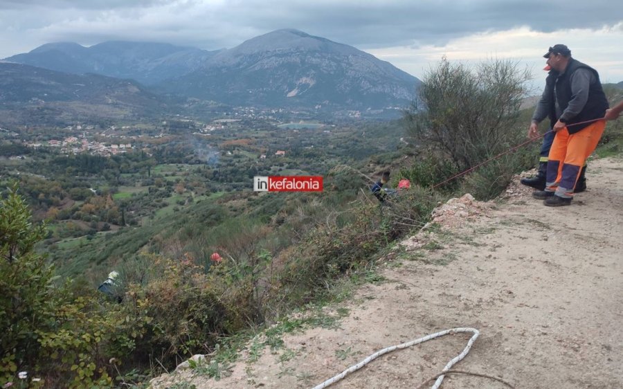 Η αστυνομία για το τροχαίο δυστύχημα με τον θανάσιμο τραυματισμό δύο ημεδαπών στην Κεφαλονιά