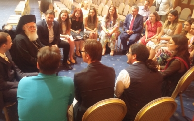 Η κορυφαία συνάντηση και το μήνυμα του Αρχιεπισκόπου Τιράνων Αναστασίου με τους νέους απόδημους Επτανήσιους