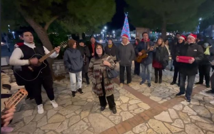 Ομορφιά! Χριστουγεννιάτικα κάλαντα στην Ιθάκη (video)