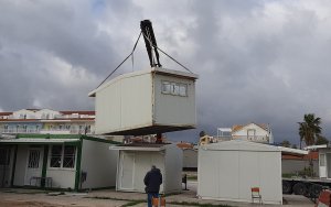 Φεύγουν για το Άργος τα προκάτ του Ληξουρίου (εικόνες)