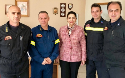 Επίσκεψη της Ρόδης Κράτσα-Τσαγκαροπούλου σε Πυροσβεστική και Λιμεναρχείο Κεφαλονιάς