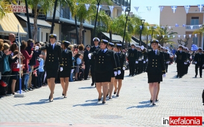 Με το «Μακεδονία ξακουστή» η παρέλαση στο Αργοστόλι (εικόνες + video)