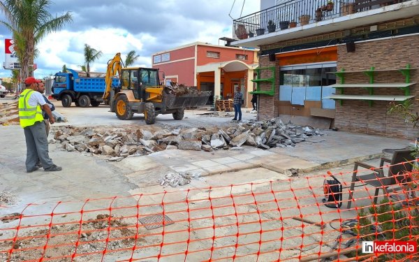 Προχωράει το σημαντικό έργο της ανάπλασης στην αγορά του Αργοστολίου