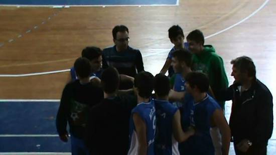 Φινάλε για το 2012 με ντέρμπι για τους παίδες του ΝΕΟΛ