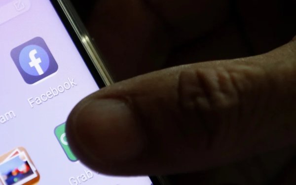 «Μυστήριο» με το Facebοok: Αναφορές χρηστών για αυτόματα αιτήματα φιλίας