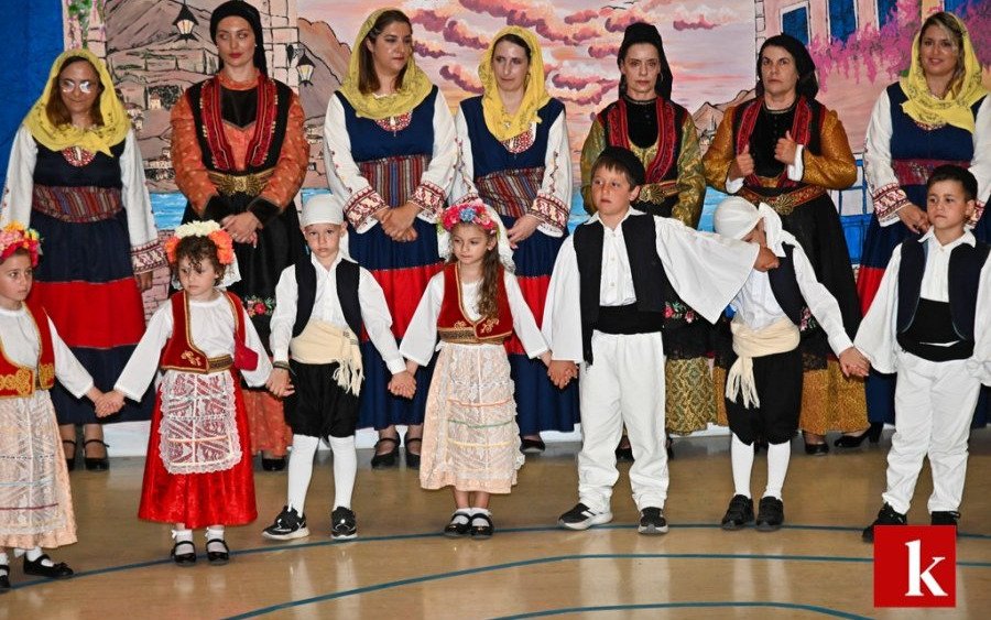 Ένα ταξίδι στο Ιόνιο μέσα από χορούς και παραδόσεις χάρισε το «Ξώμερο» στον Πόρο