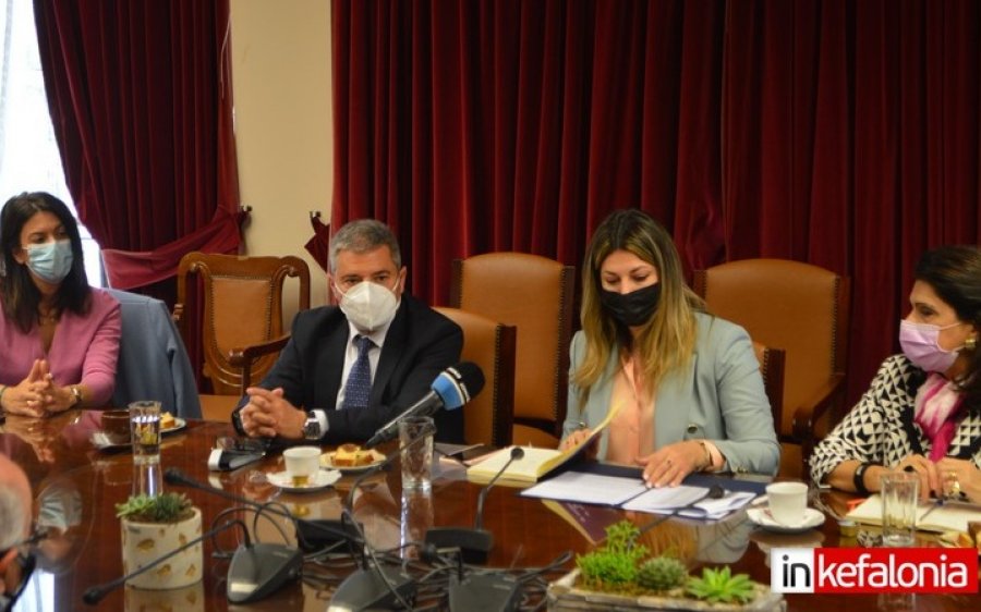 Σοφία Ζαχαράκη: &quot;Η Κεφαλονιά αν και επλήγη, μάχεται και είναι νικήτρια - 15 Μαϊου ανοίγουμε τον Τουρισμό&quot; (εικόνες/video)