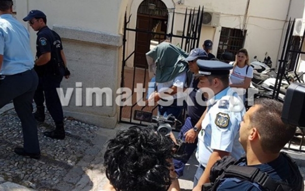 Κυνικοί και αμετανόητοι οι γονείς - βιαστές της Λέρου