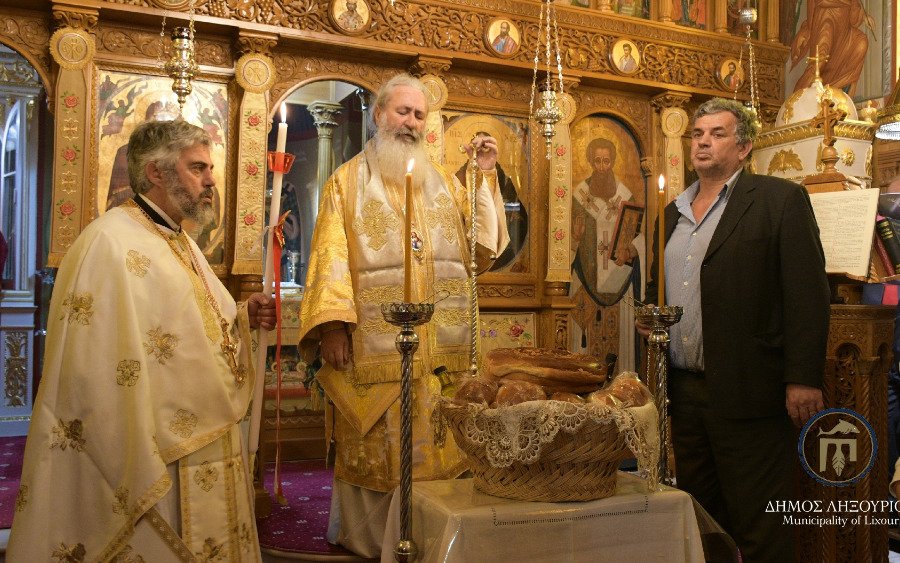 Σε κλίμα κατάνυξης η Θεία Λειτουργία στην Ιερά Μονή Κορωνάτου τη Δευτέρα του Πάσχα