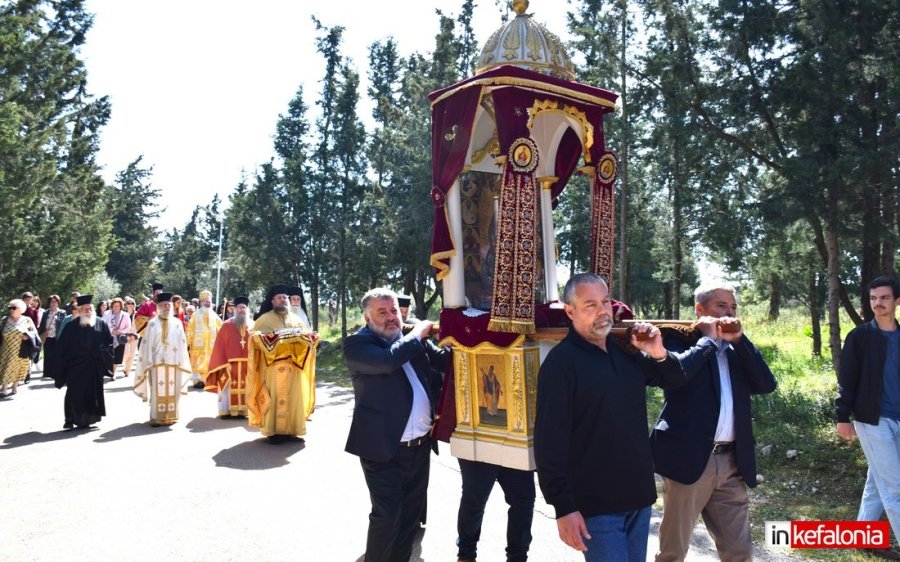 Λαμπρός εορτασμός της Ζωοδόχου Πηγής στην Ι.Μ. Αγίου Ανδρέα Μηλαπιδιάς (εικόνες/video)